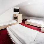Pipash Hotel