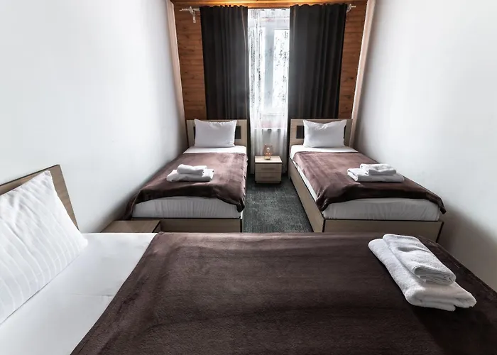 Pipash Hotel