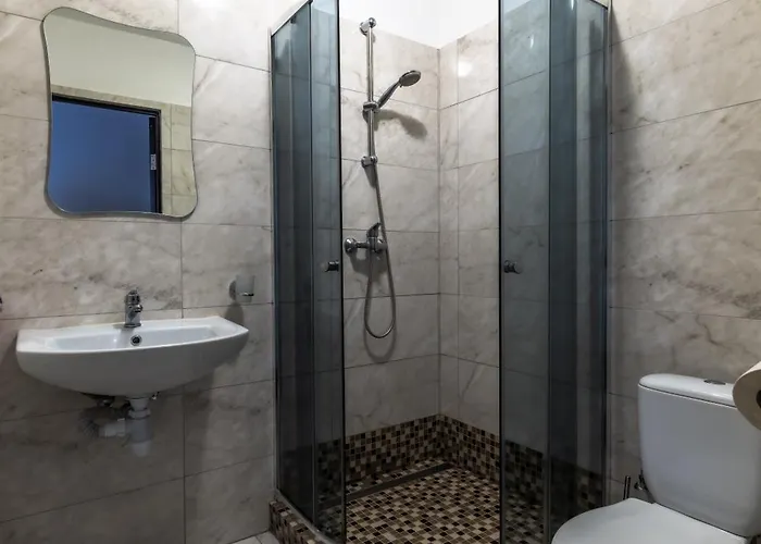 Hotel Pipash *